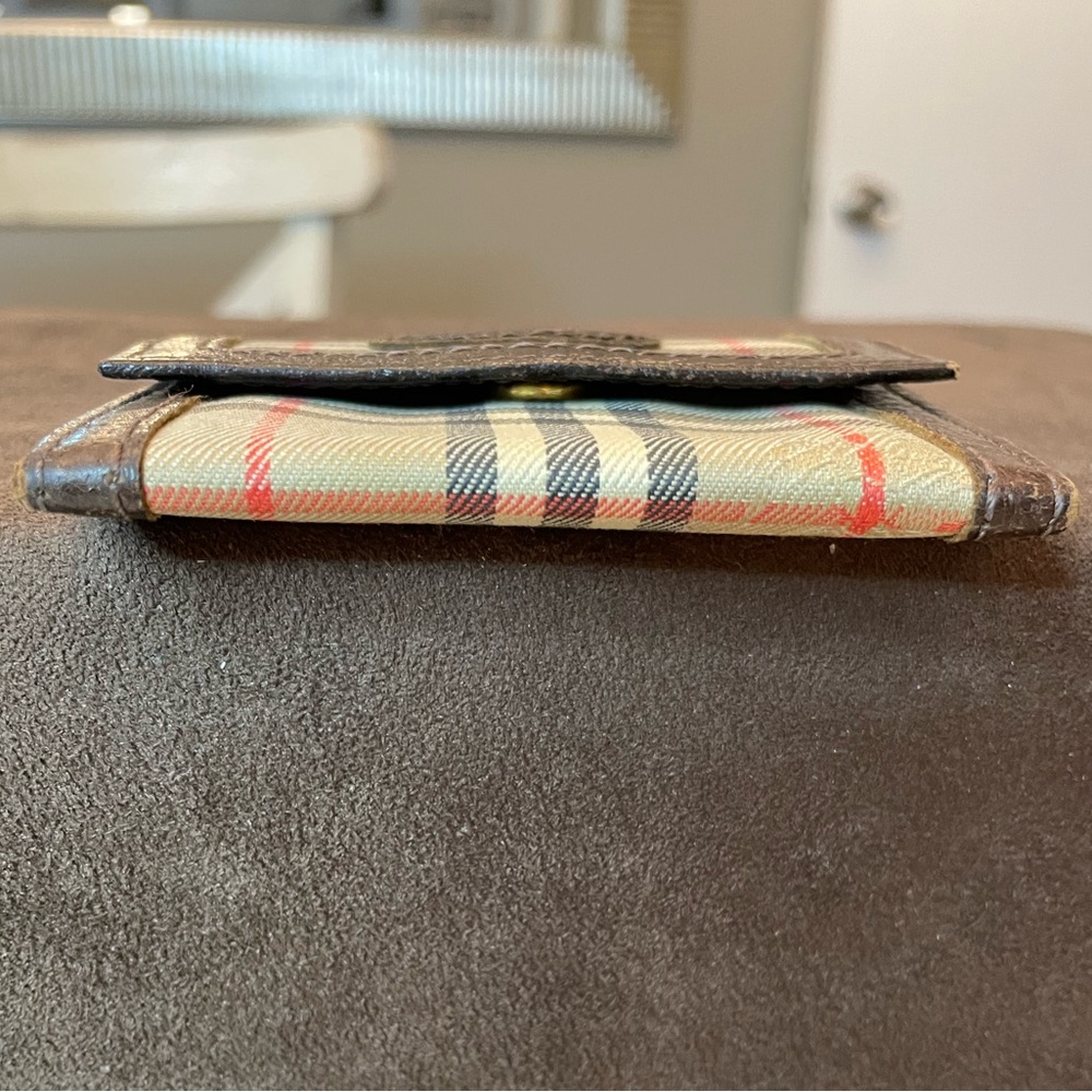 Burberrys Plaid Coin Wallet - Picture 5 of 10